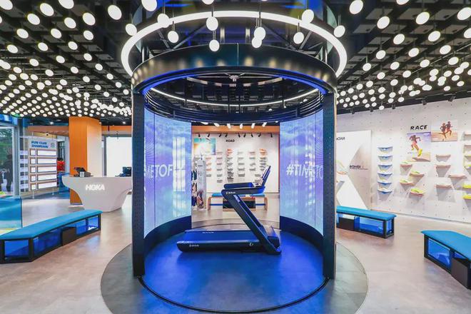 中产追捧的千元跑鞋收入狂飙1000倍(图1)