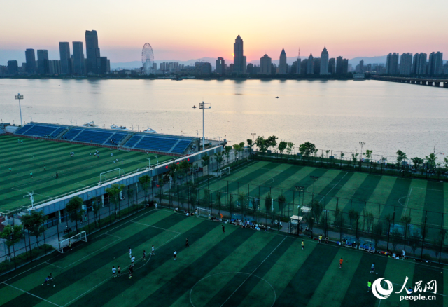 Kaiyun体育网站：江西南昌：全民健身“热”起来(图5)