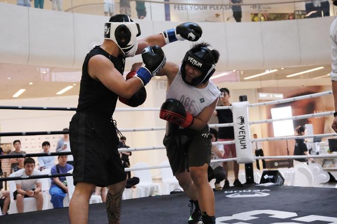 Kaiyun体育网站：这项上海白领拳击赛办出了职业味体育+商圈闯出赛事新路径(图4)