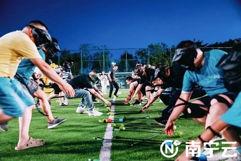 Kaiyun体育网站：点赞！邕江两岸让市民的“夜生活”变得这样惊艳(图3)