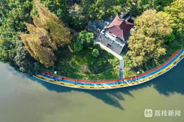 Kaiyun体育网站：“最美健身步道”在泰州海陵区正式启用(图2)