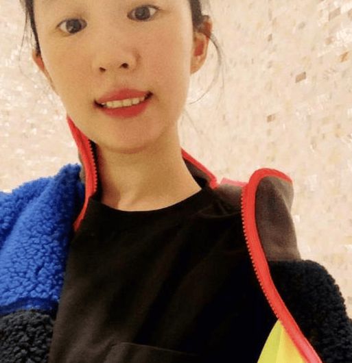 Kaiyun体育网站：刘亦菲在家健身大秀多肉身材傲人上围太吸睛被叫阿姨巧妙回应(图12)