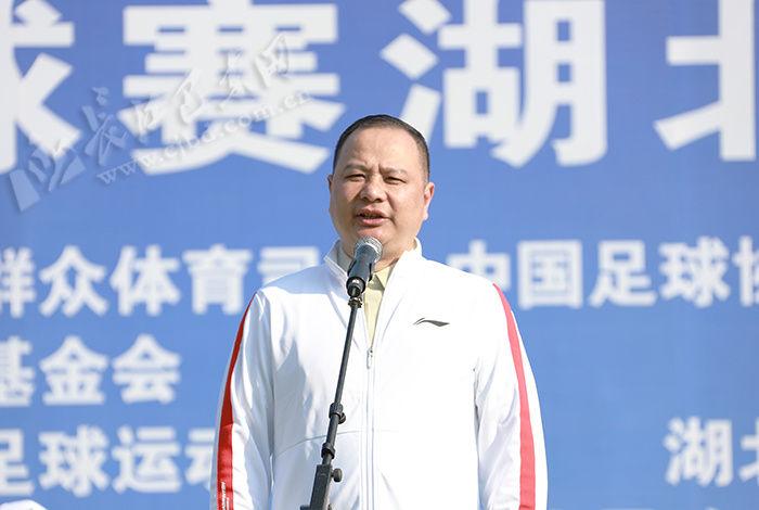 Kaiyun（中国体育）：新华社客户端湖北频道｜2024年第四届“全民健身健康中国”全国县域足球赛湖北赛区总决赛在巴东激情开赛(图1)