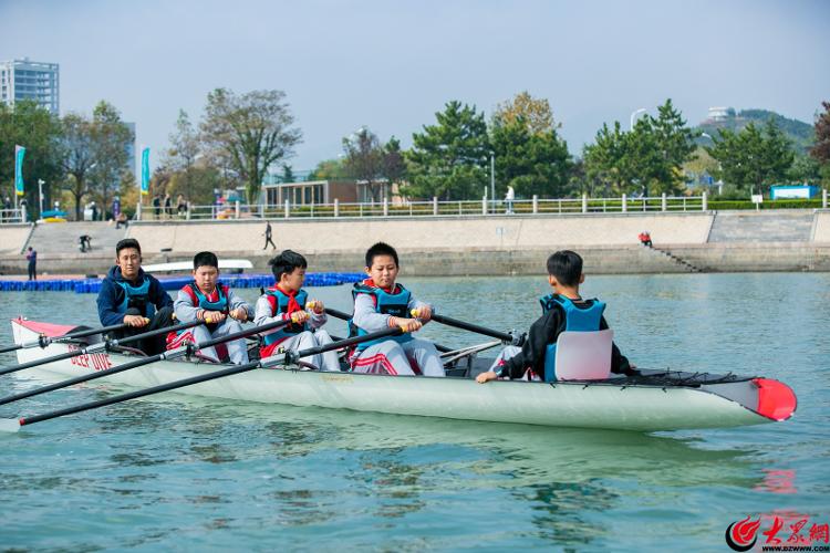Kaiyun体育网站：2024年全国赛艇“奋进新征程运动促健康”全民健身志愿服务活动（青岛站）启动(图7)