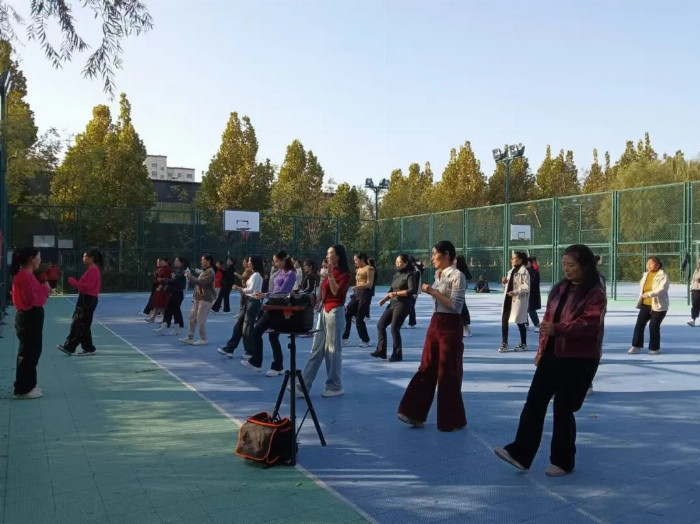 2024年“全民健身巾帼展新姿”辉县市农村女性社会体育指导员培训班在赵固镇举办(图2)