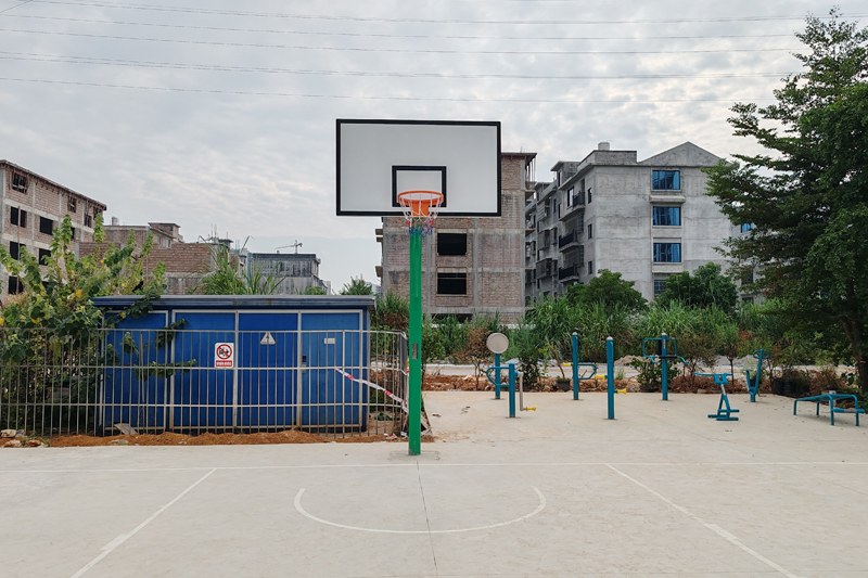 八步区江南街道：“家门口新建了篮球场！”(图2)
