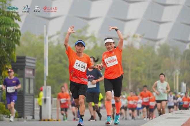 Kaiyun体育网站：清马十年了！今年AI带你穿越(图3)