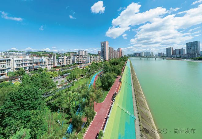 Kaiyun体育网站：设施升级见温度运动惠民添活力(图6)