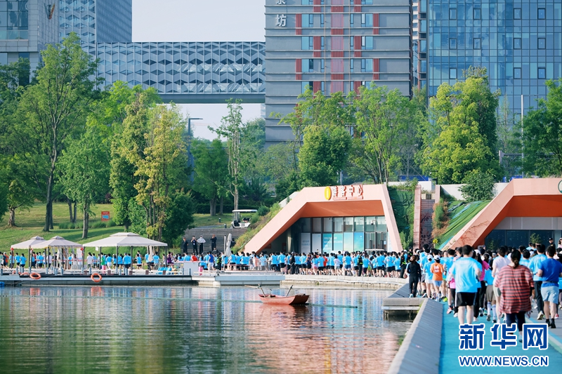 Kaiyun体育网站：跟着赛事去过节四川天府新区打造“生态+体育”多元生活场景(图1)