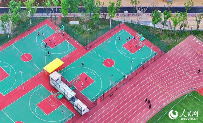 江西赣州：全民健身中心成健身锻炼好去处(图5)