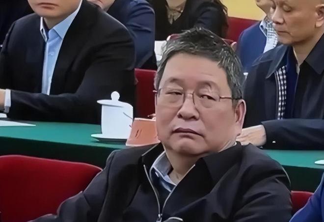 狂砸460亿！继马云、曹德旺后又一大佬要办大学预计25年招生(图8)