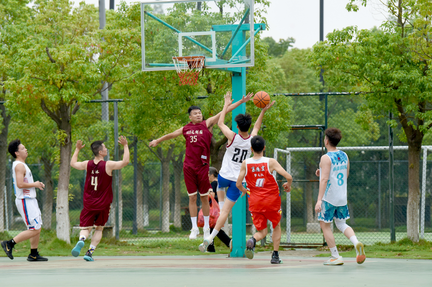 Kaiyun（中国体育）：湖北“百街千巷”赛事走进襄城全民健身热潮涌动(图2)