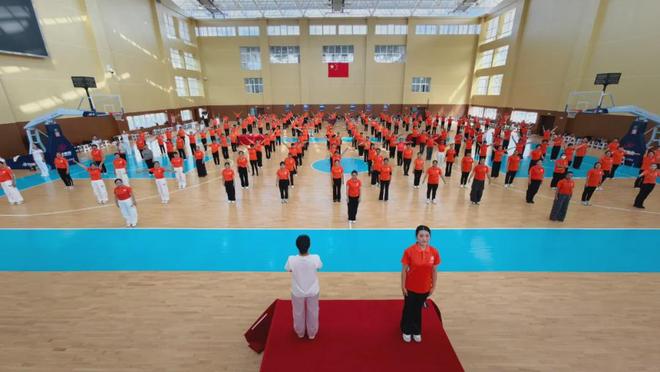 云南省社会体育指导员培训暨丽江“万村妇女”民族健身操培训收官(图7)