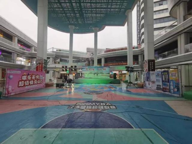 “负责任可信赖”责任彩票地推走进长垣(图1)