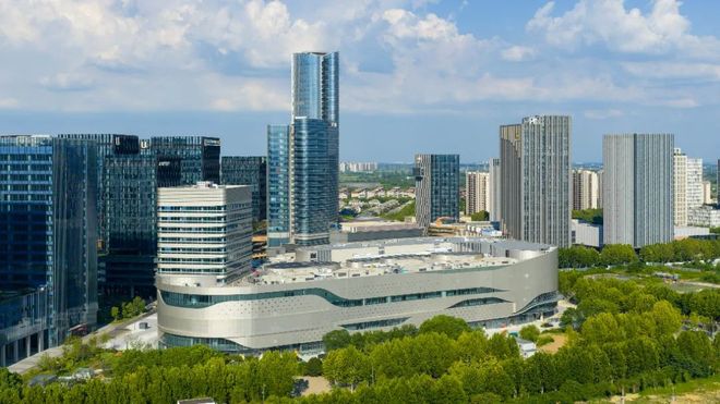 南京商业地产周报走进华设集团探索产商双向赋能路径；南京全民健身中心冲刺施工收尾……(图11)