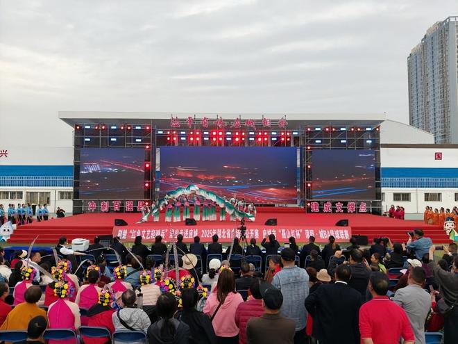 “应舞飞扬”2025年湖北省广场舞公开赛（孝感应城站）圆满举办(图6)