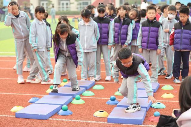 “奔跑吧·少年”2025年北京市青少年科学健身指导普及暨青体质促进趣味运动会成功举行(图3)
