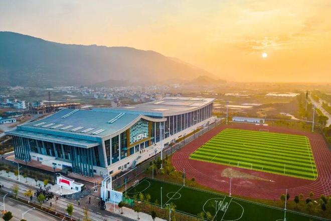 红河州：公办学位扩容职教育人全民健身等领域再上新台阶！(图2)