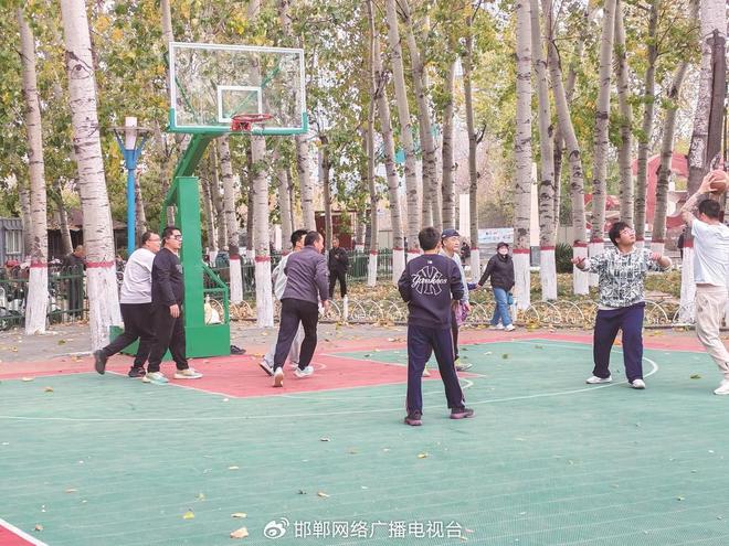 Kaiyun体育网站：身边的“十四五”丨“一刻钟健身圈”圈出健康新生活(图1)