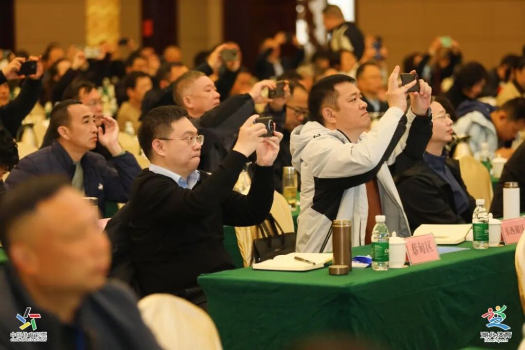 “恩BA”又亮相湖北省全民健身公共服务“五到五边”交流活动在恩施举行(图1)