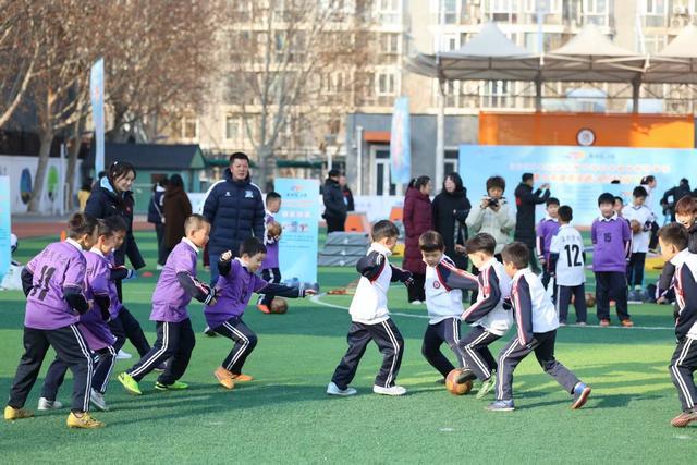 “奔跑吧·少年”趣味运动会走进德茂学校科学健身赋能大兴学子成长(图1)