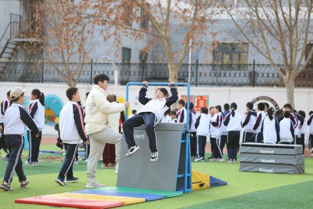 “奔跑吧·少年”趣味运动会走进德茂学校科学健身赋能大兴学子成长(图3)