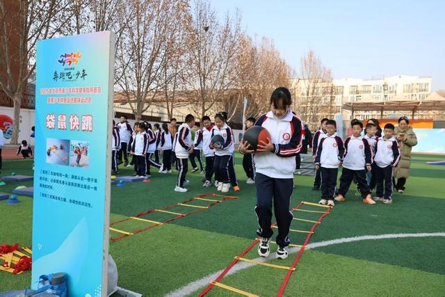 “奔跑吧·少年”趣味运动会走进德茂学校科学健身赋能大兴学子成长(图4)