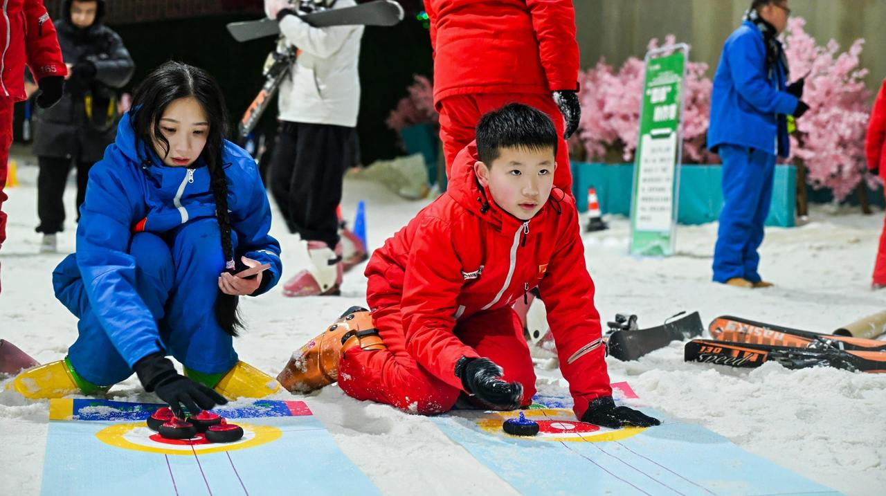 2026浙江省全民健身冰雪运动嘉年华文成站启幕(图1)