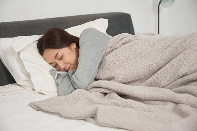 医生：最能加重腰椎病的行为不是弯腰！而是频繁的去做4件事(图8)