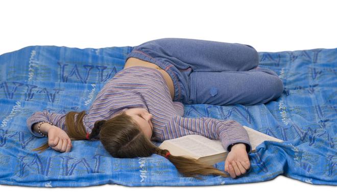 医生：最能加重腰椎病的行为不是弯腰！而是频繁的去做4件事(图9)