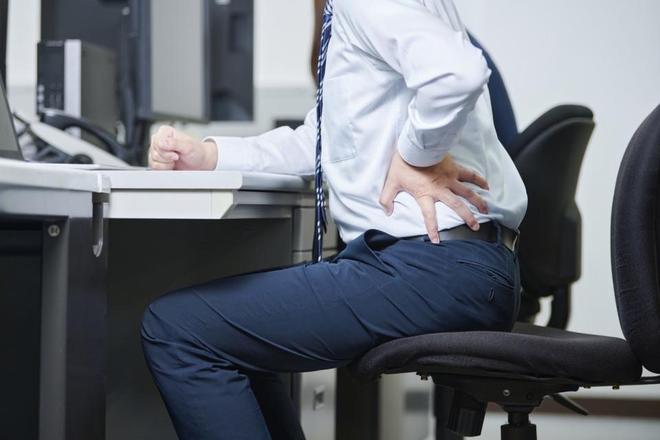 医生：最能加重腰椎病的行为不是弯腰！而是频繁的去做4件事(图10)