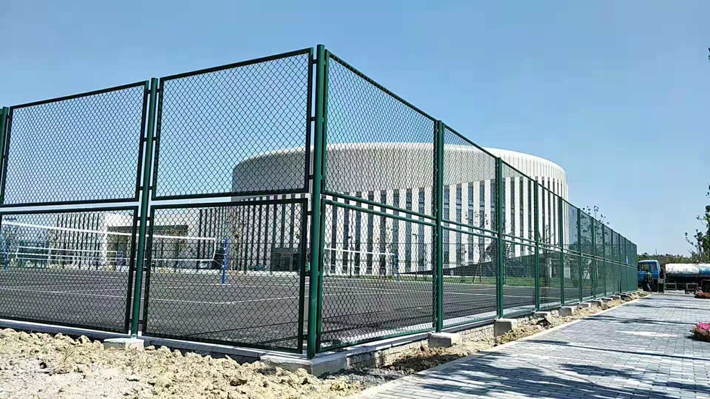 2026开年球场围网供应厂家五强实力深度解析与选型指南(图2)