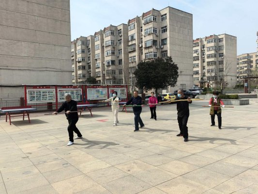 【文化社区】济南市莱芜区凤城街道西苑社区：柔中带刚展英姿养生健身正当时(图1)