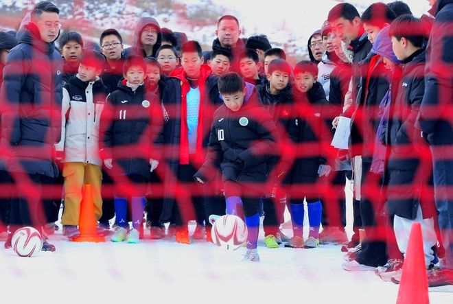 “运动在即健康墨城”即墨区冬季冰雪全民健身运动会举行(图2)